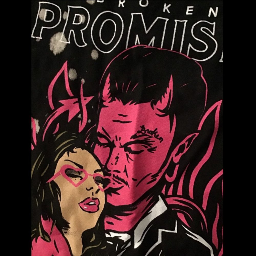 !!!SOLD!!!  DO NOT BUY BROKEN PROMISES GRAPHIC T-SHIRT NWOT - Picture 2 of 5